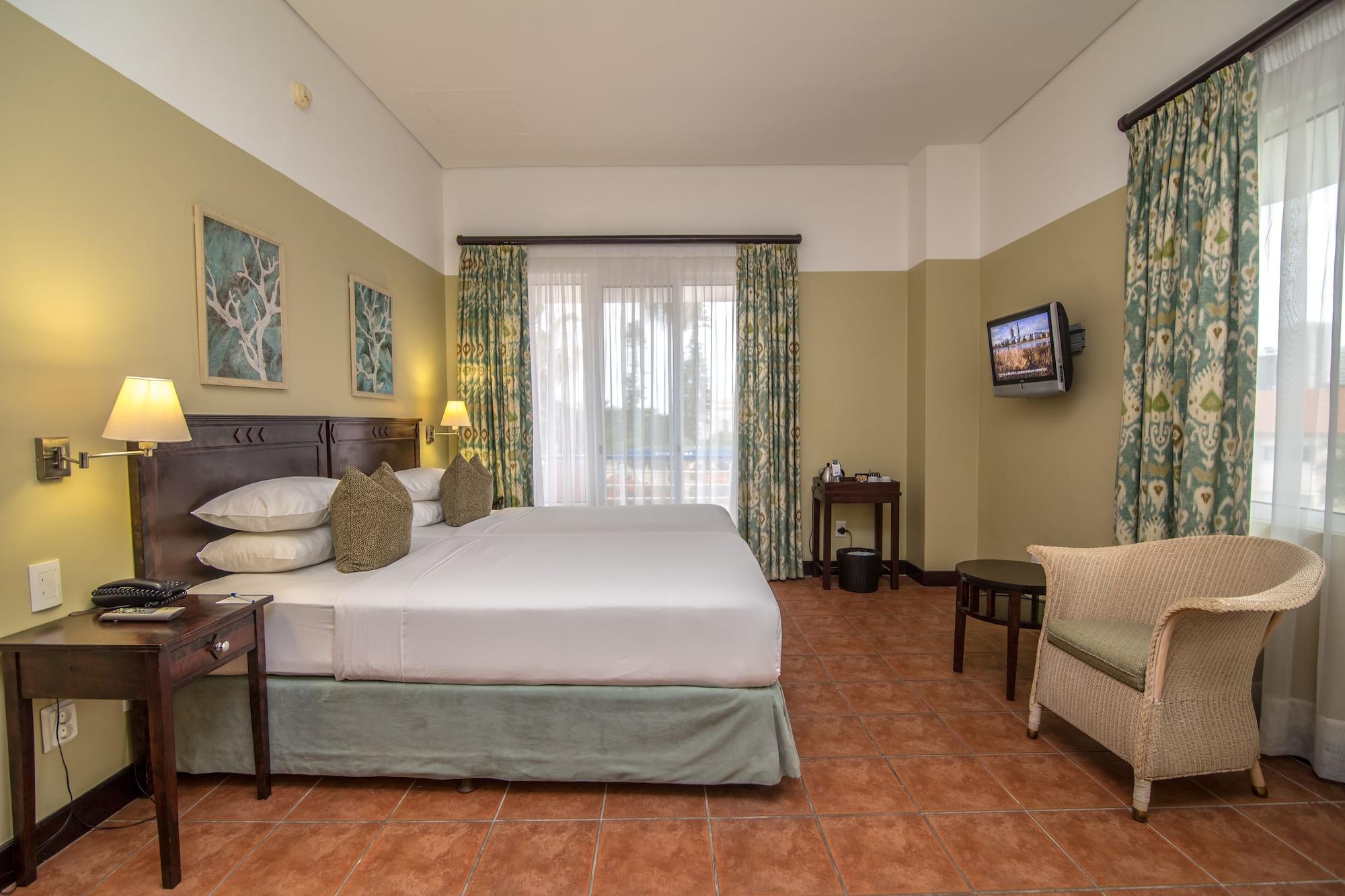 Hotel Cardoso Maputo Bagian luar foto