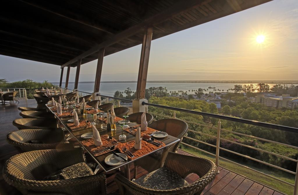 Hotel Cardoso Maputo Bagian luar foto
