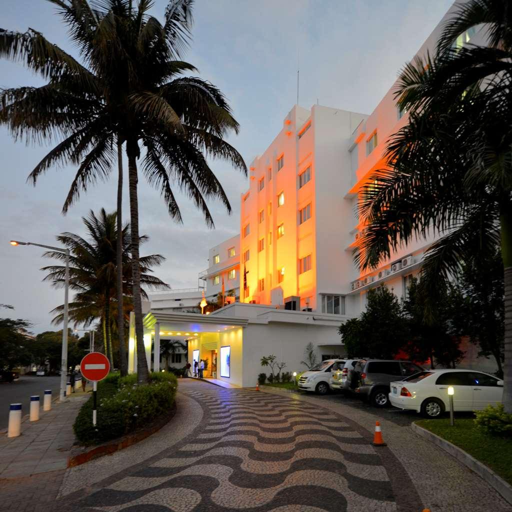 Hotel Cardoso Maputo Bagian luar foto