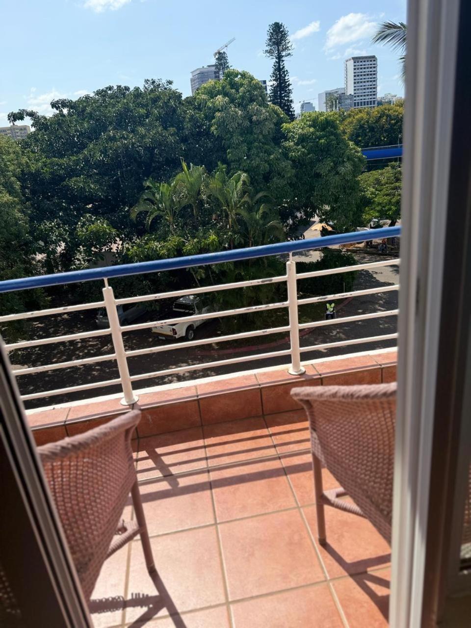 Hotel Cardoso Maputo Bagian luar foto