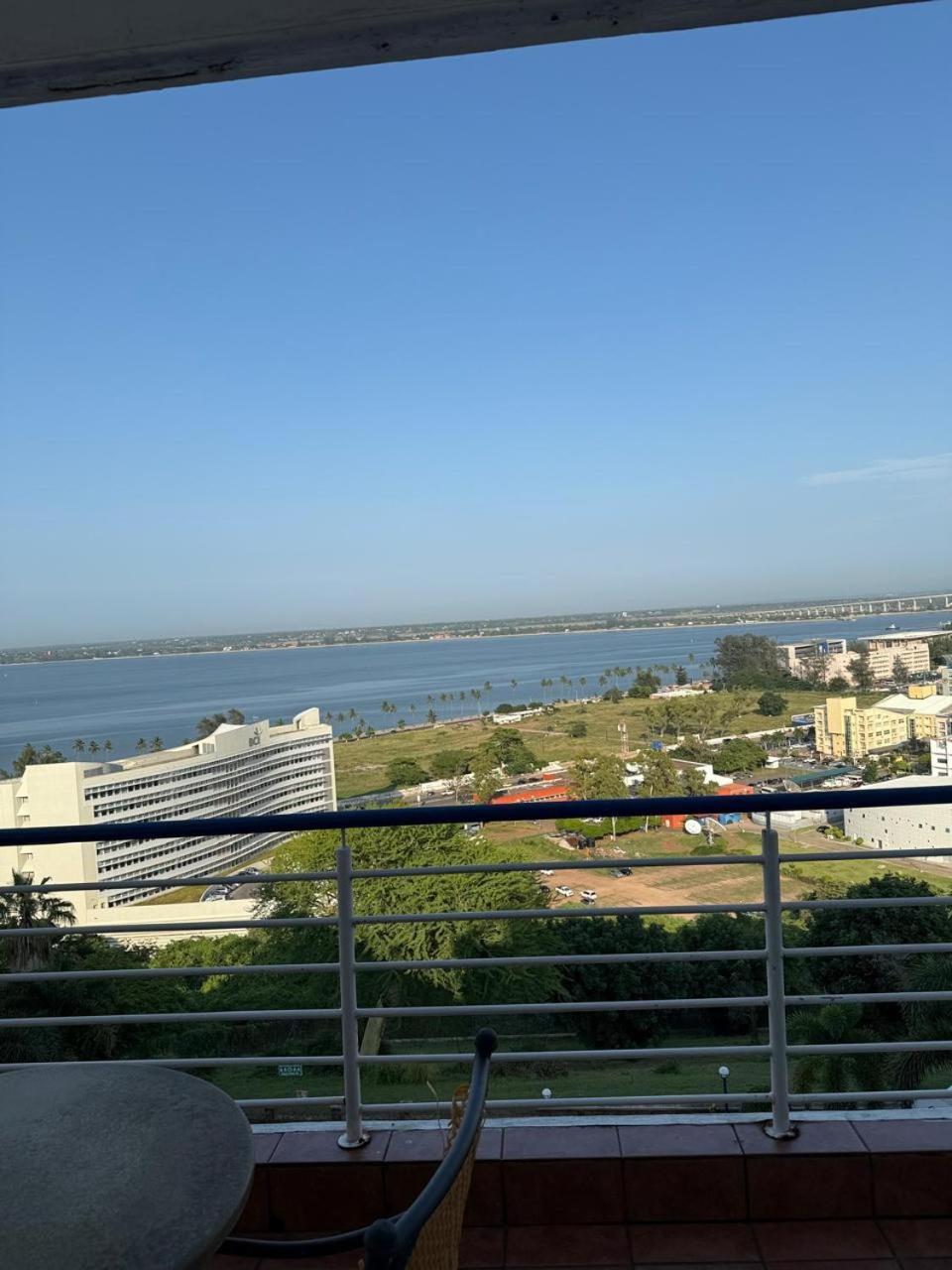 Hotel Cardoso Maputo Bagian luar foto