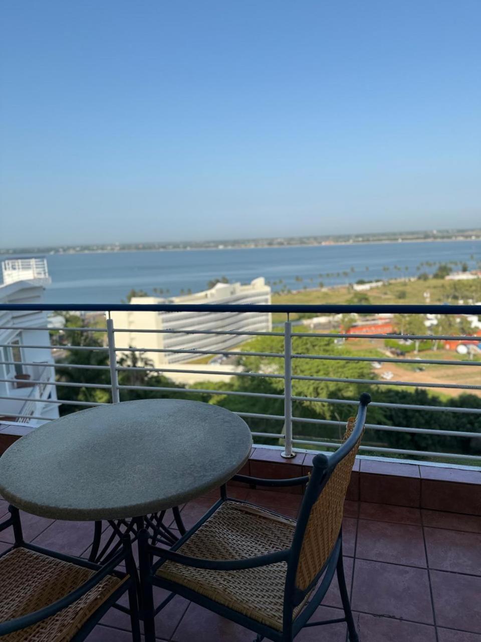 Hotel Cardoso Maputo Bagian luar foto