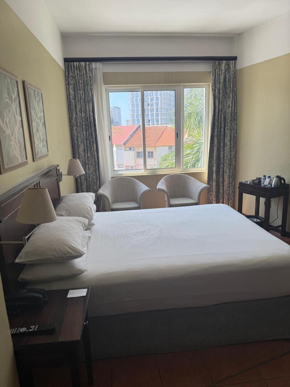 Hotel Cardoso Maputo Bagian luar foto