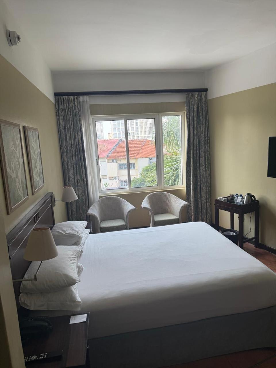 Hotel Cardoso Maputo Bagian luar foto